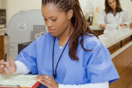 average nurse salary