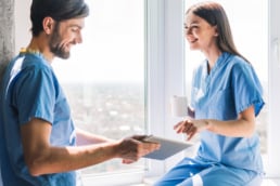 breathable nurse scrubs